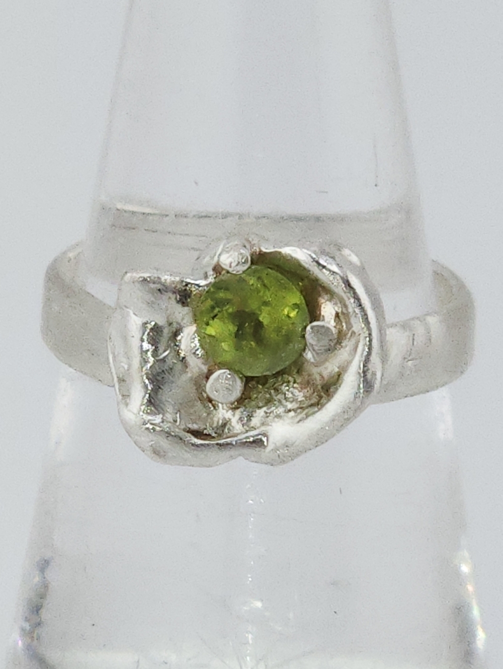 PERIDOT CRYSTAL ORGANIC RING HANDMADE IN STERLING SILVER SIZE 7